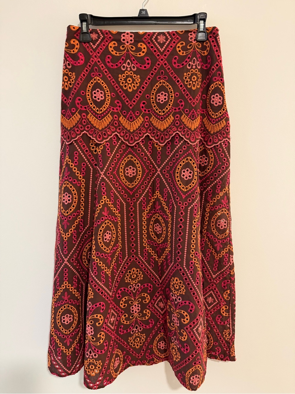 *NWT* Zara Midi Skirt with Embroidered Geometric Design *Fits like small*